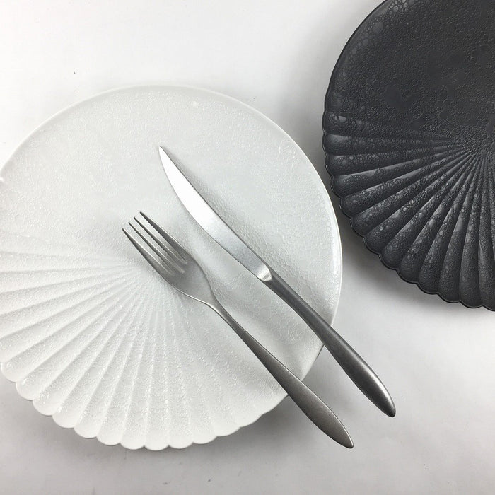 片菊割プレート(有田焼吉右衛門窯)