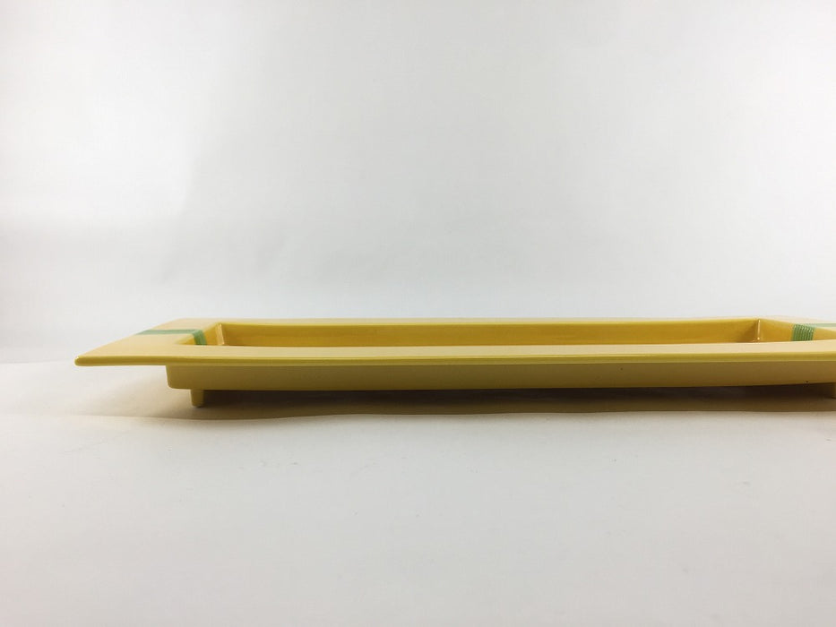 【SALE】黄帯彫緑リム長皿　33cm　有田焼(j.R)【訳あり】