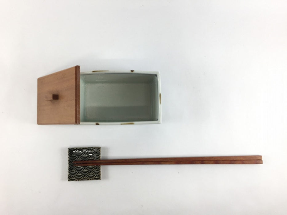 【SALE】木蓋付長珍味/山水　10cm　有田焼(j.R)【訳あり】