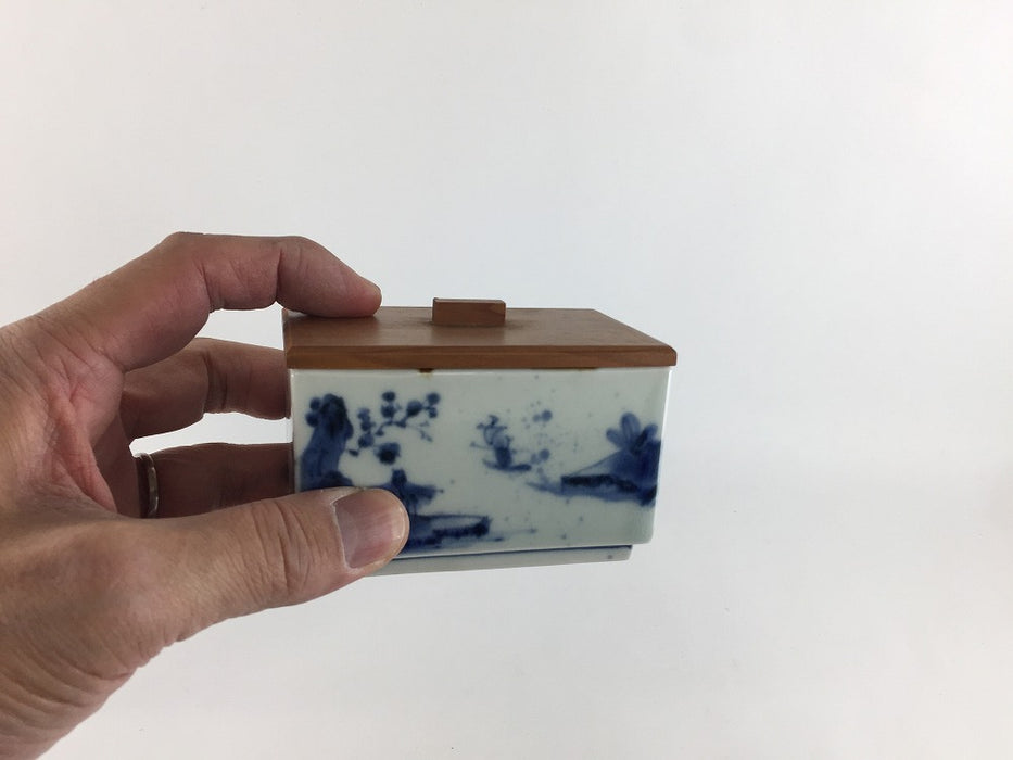 【SALE】木蓋付長珍味/山水　10cm　有田焼(j.R)【訳あり】