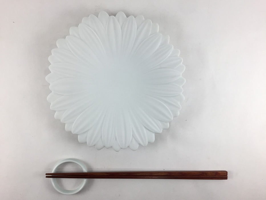 白磁ブラスト　ガーベラプレート(S)　17cm　有田焼(j.R)