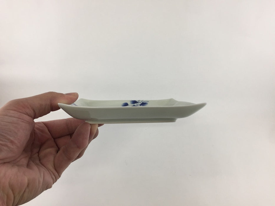 【SALE】16cm角皿.藍帯唐花　有田焼(j.R)【訳あり】