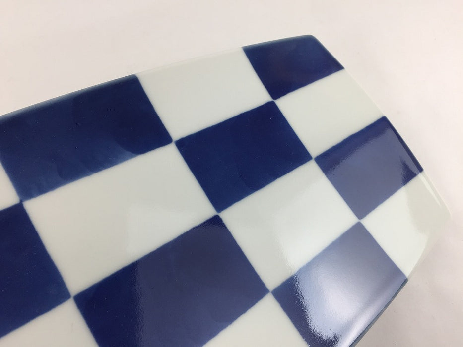 染格子市松　角丸プレート　24.5cm　有田焼(j.R)