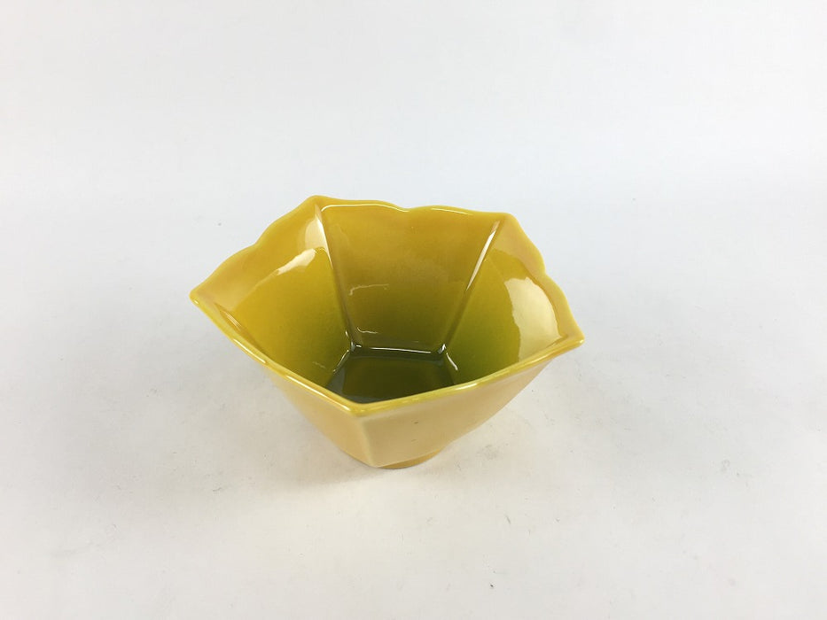 黄交趾　(緑彩吹/赤吹)　スター小鉢　9cm　有田焼　(j.R)