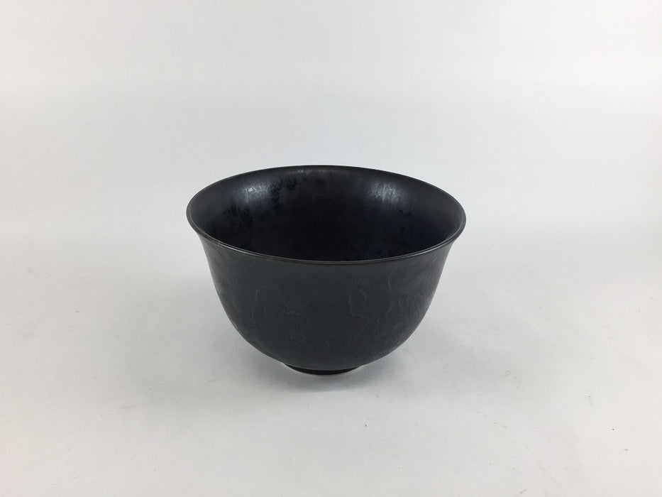 11.5cm丸反碗　黒陶　有田焼　(j.R)