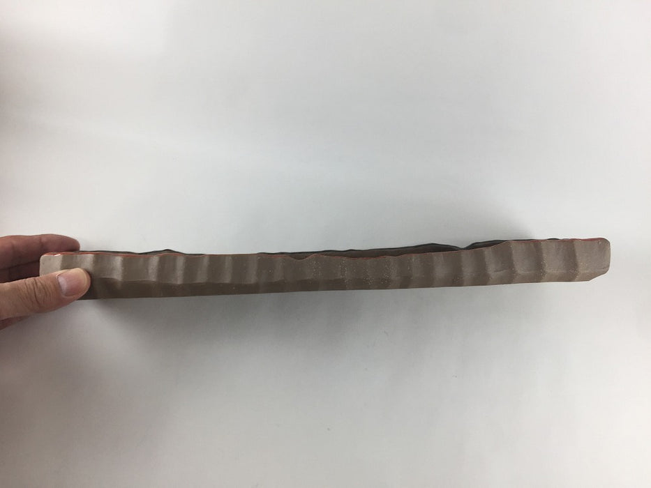 【SALE】一刀彫39長皿.焼〆渕赤黒　39cm　有田焼(j.R)【訳あり】