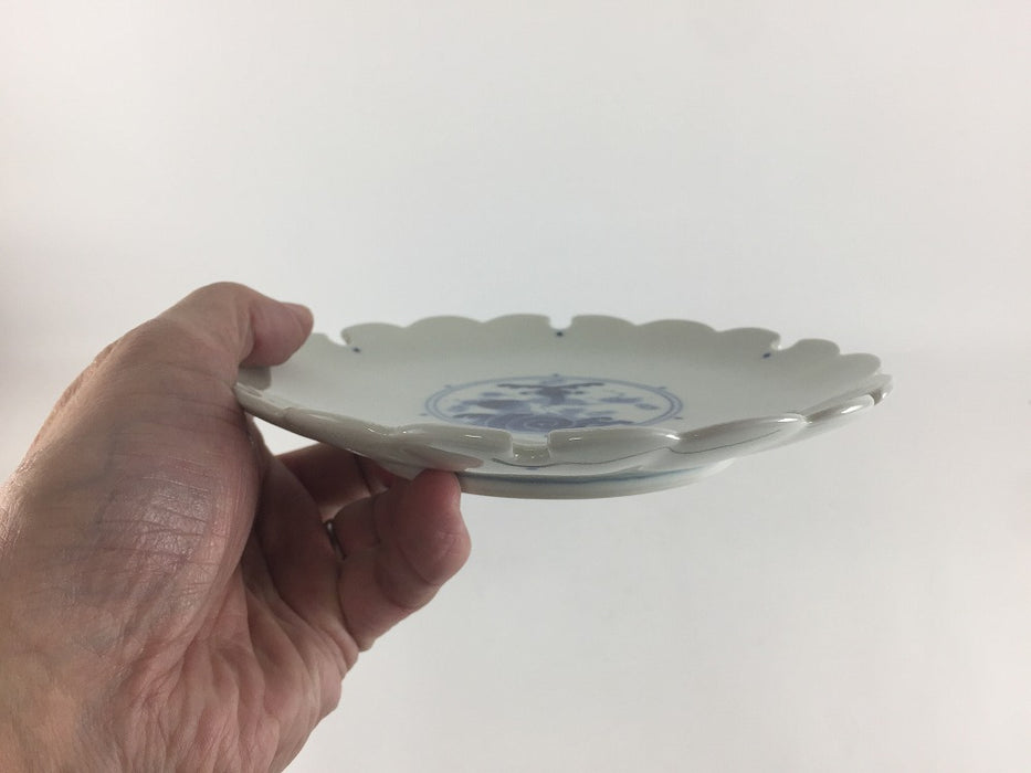 【SALE】16.5cm雪輪皿(波兎) 　有田焼(j.R)【訳あり】