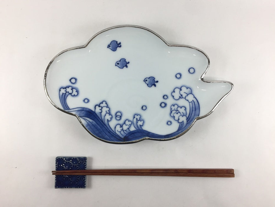 【SALE】240雲皿　渕銀染波千鳥　24cm　有田焼【訳あり】