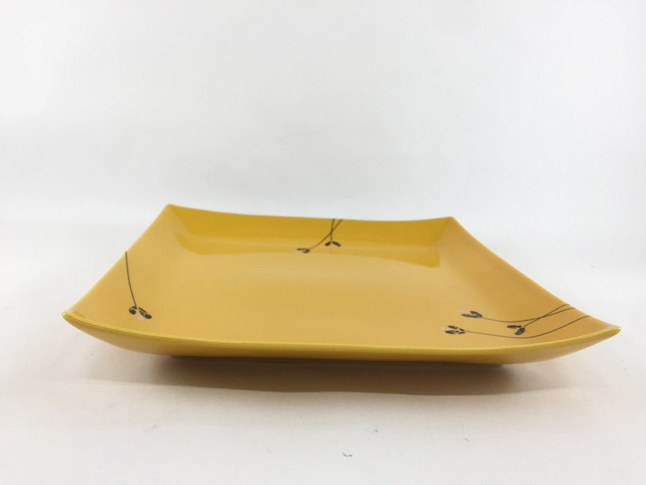 【SALE】22cm角皿.フラワー黄　有田焼【訳あり】