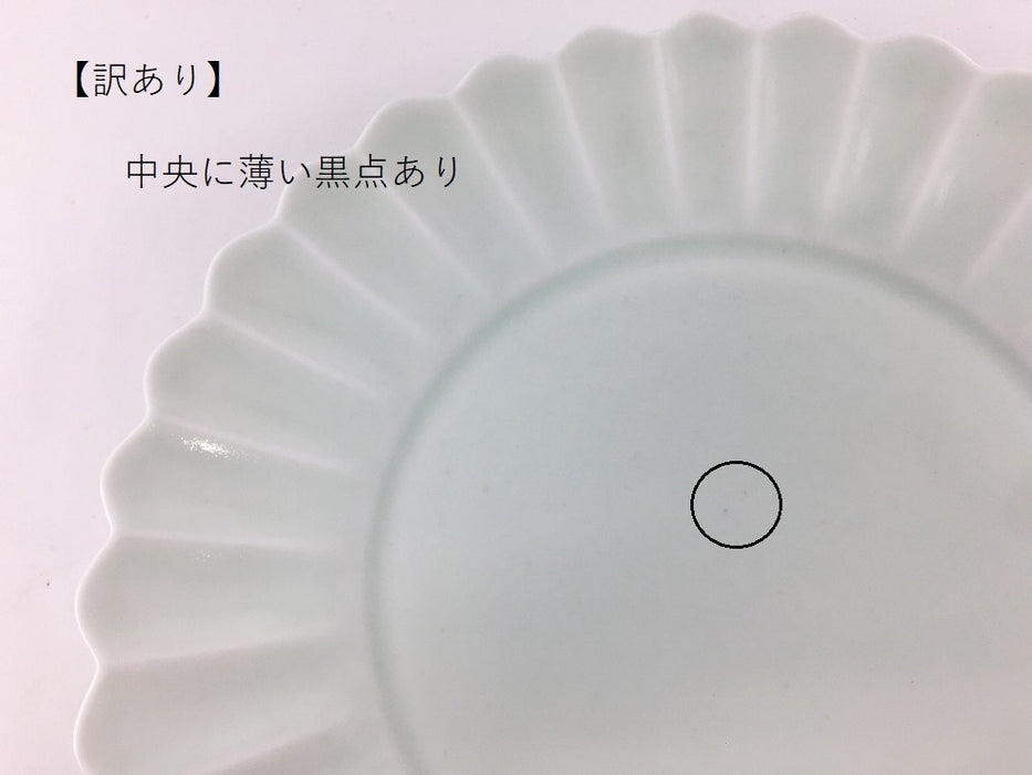 【SALE】24cm菊皿.平戸白磁　三川内焼【訳あり】