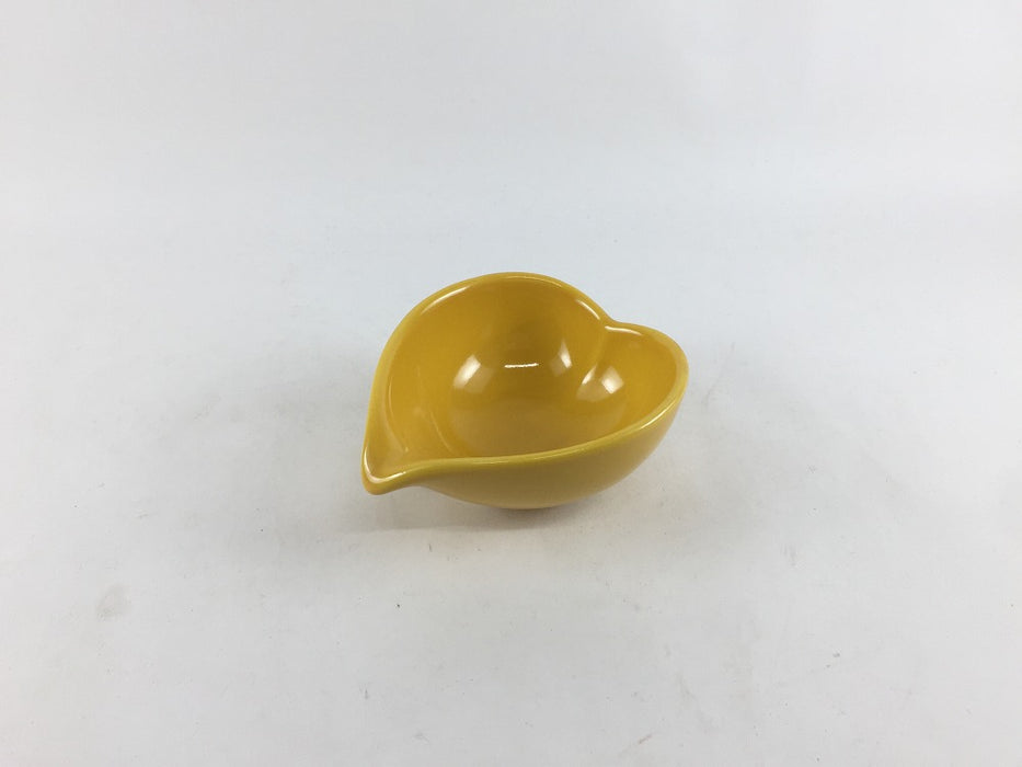 【SALE】レモン黄ハート小付　8.5cm　波佐見焼【訳あり】