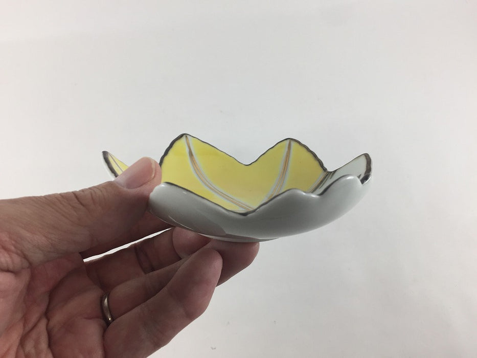 【SALE】魯山人写し紅葉皿.黄　12cm　有田焼【訳あり】