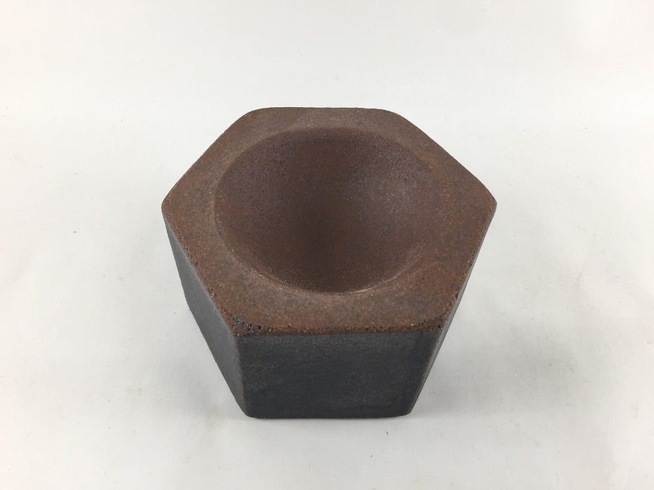 【SALE】11cm六角石焼　黒　有田焼【訳あり】【直火対応】