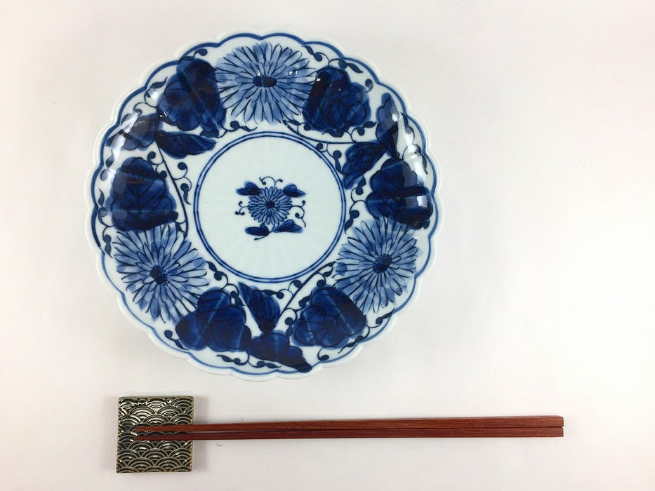 染付菊割草 6寸皿 18cm 伊万里焼(j.R) — 佐賀有田 ギャラリーつじ信