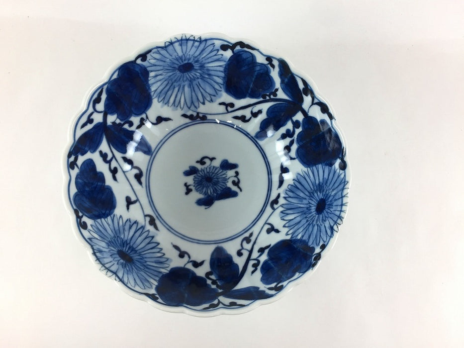 染付菊割草　5寸ボール　16cm　伊万里焼(j.R)