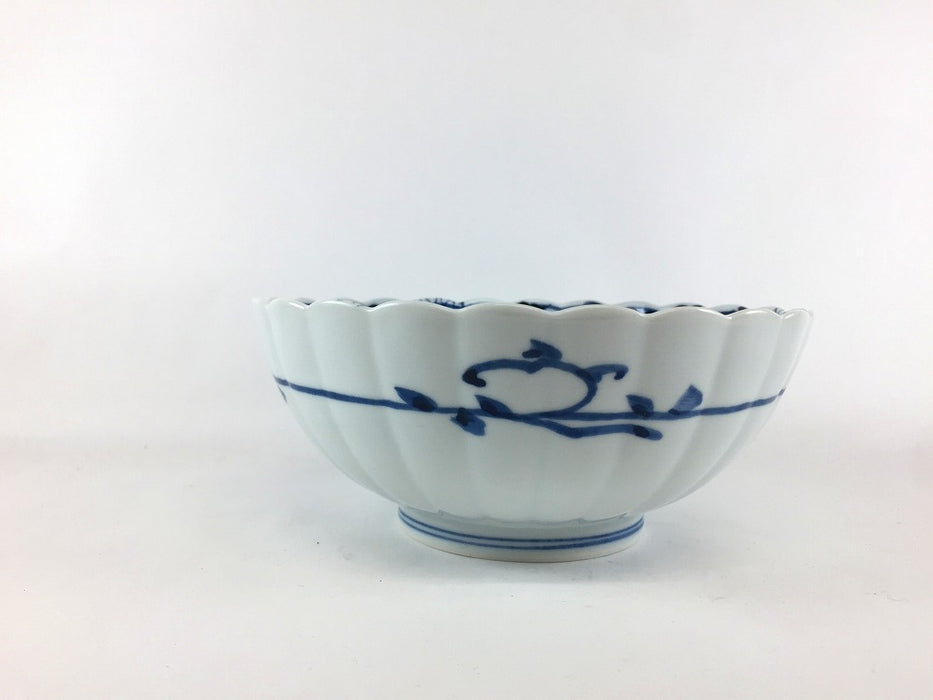 染付菊割草　5寸ボール　16cm　伊万里焼(j.R)