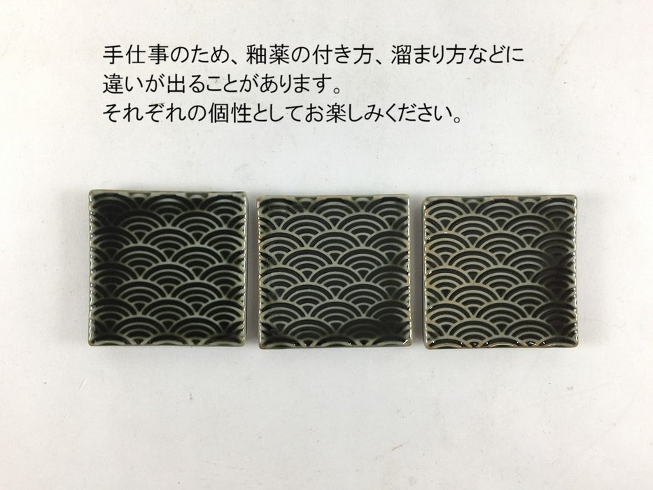 角ハシオキ　彫刻　オリベ青海波　4cm　有田焼　梶謙製磁(j.R)