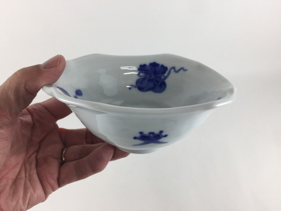 【SALE】三島楕円小鉢(染宝尽し)　16cm　波佐見焼【訳あり】