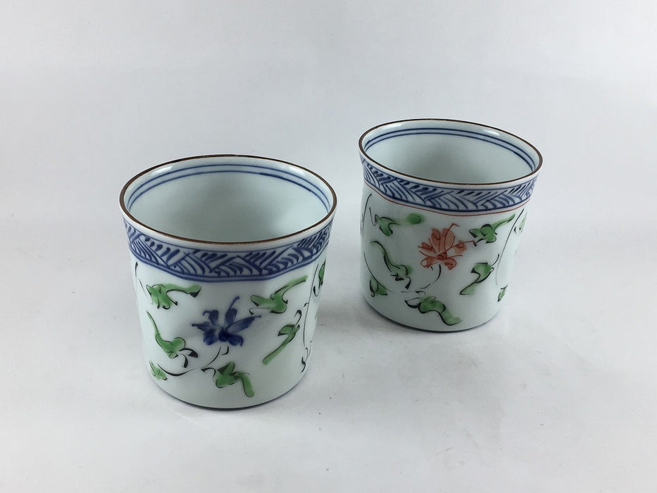 【SALE】440ccカップ　緑唐草花(青/赤)　10cm　波佐見焼【訳あり】
