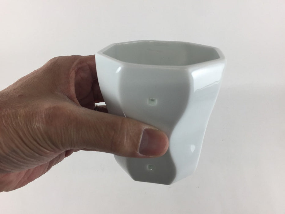 【SALE】水晶角彫八角ロックグラス(300cc)　9cm　波佐見焼【訳あり】