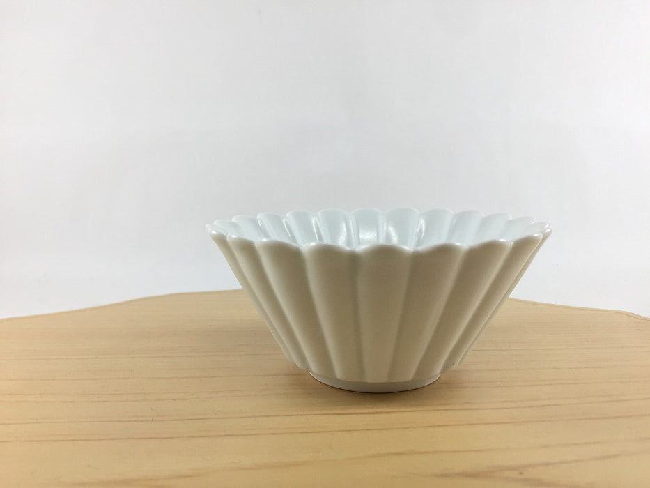 【SALE】110菊反鉢　白マット　11cm　波佐見焼【訳あり】