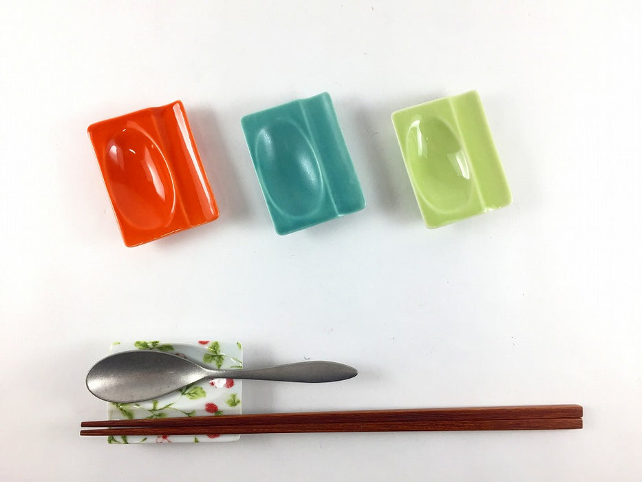 スプーンはしおき　(オレンジ/花いちご/マット水色/うす緑)　有田焼(j.R)