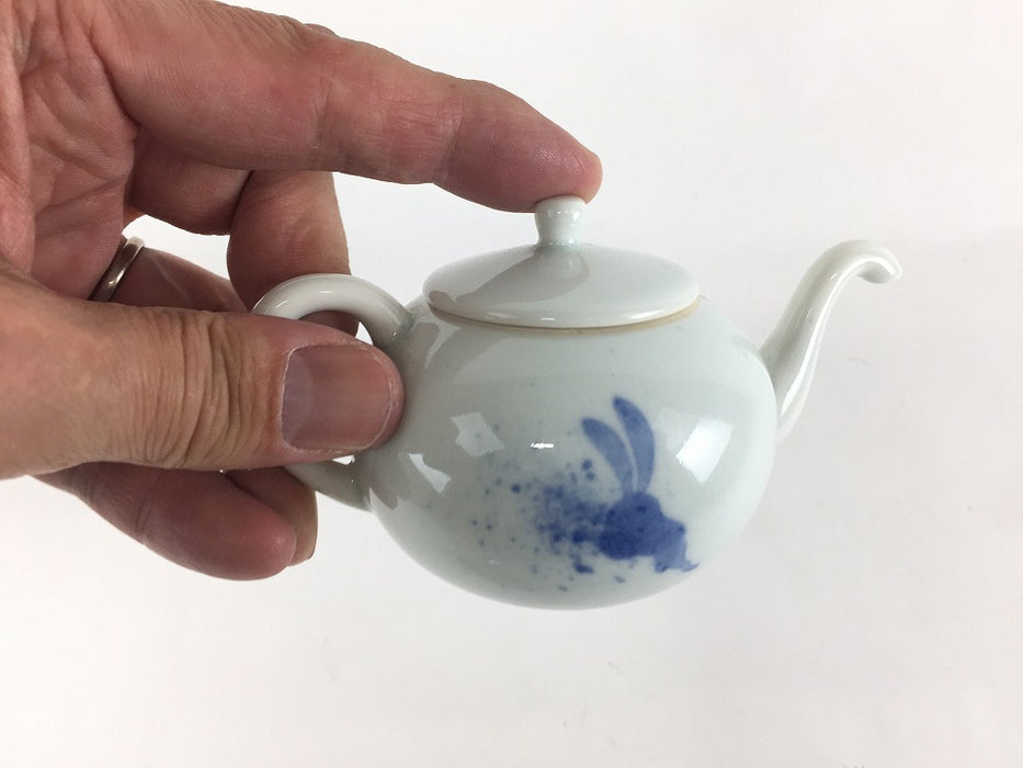 【SALE】染吹墨兎(120cc)丸汁次　13cm　有田焼【訳あり】