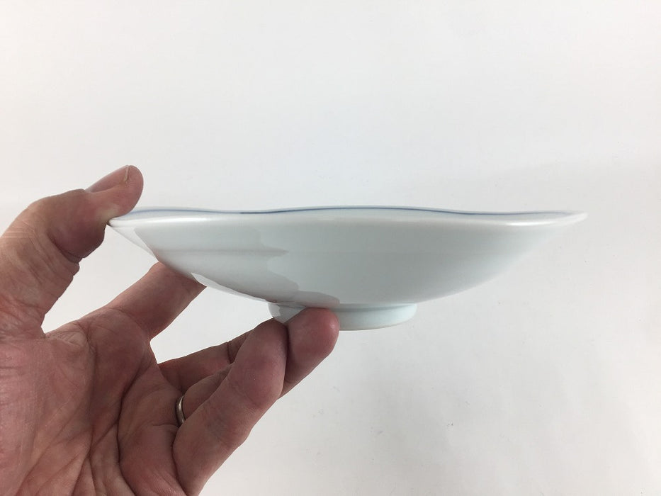 【SALE】色絵夢字紋.四方なぶり平鉢　17cm　伊万里焼【訳あり】