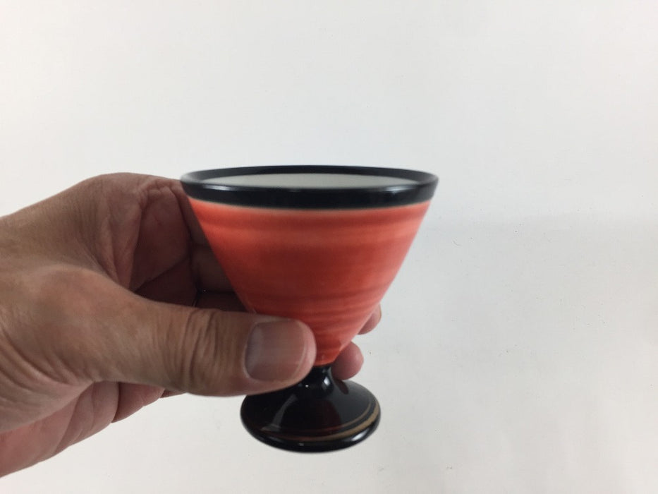 【SALE】赤高台黒.Vグラス　8cm　有田焼【訳あり】