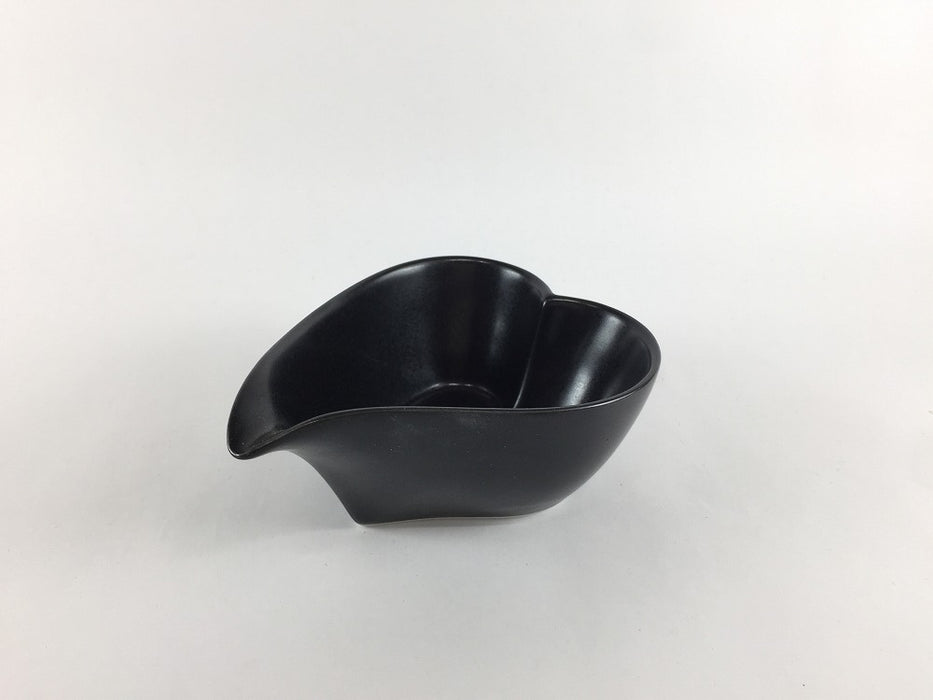 【SALE】ハートフルボウル(130cc)　白/黒(A/B)　8cm　波佐見焼 【訳あり】