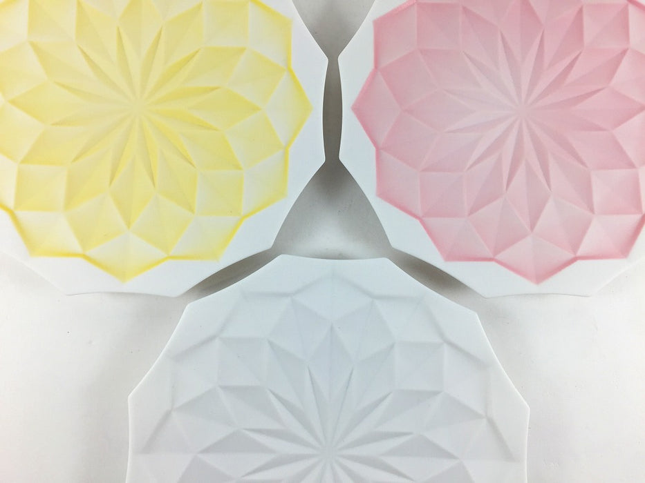 ダイヤ彫プレート16cm　(イエロー/白/ピンク)　有田焼　(j.R)