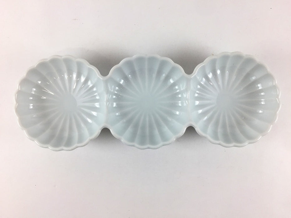 白磁　菊型三連皿　19cm　有田焼(j.R)