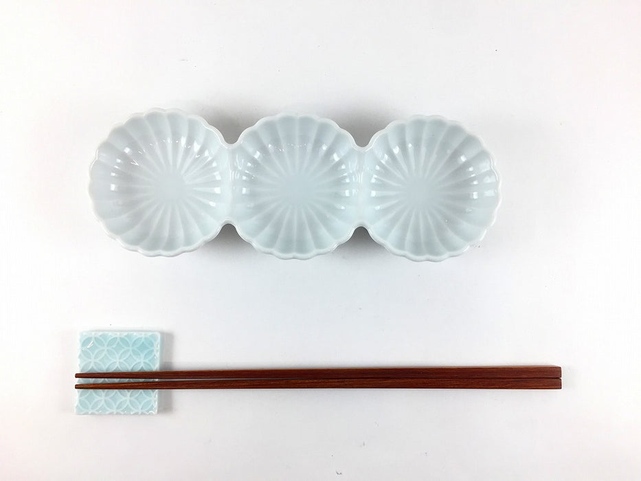白磁　菊型三連皿　19cm　有田焼(j.R)