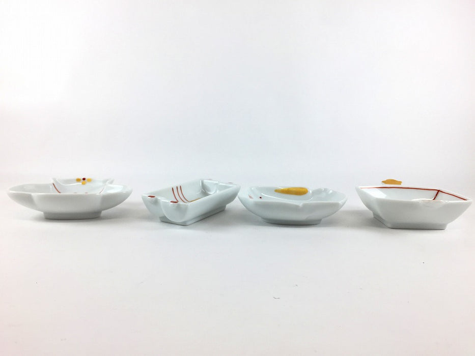 豆鉢　きらら(赤)　(巾着/巻物/ウサギ/コヅチ)　8cm　伊万里焼　(j.R)