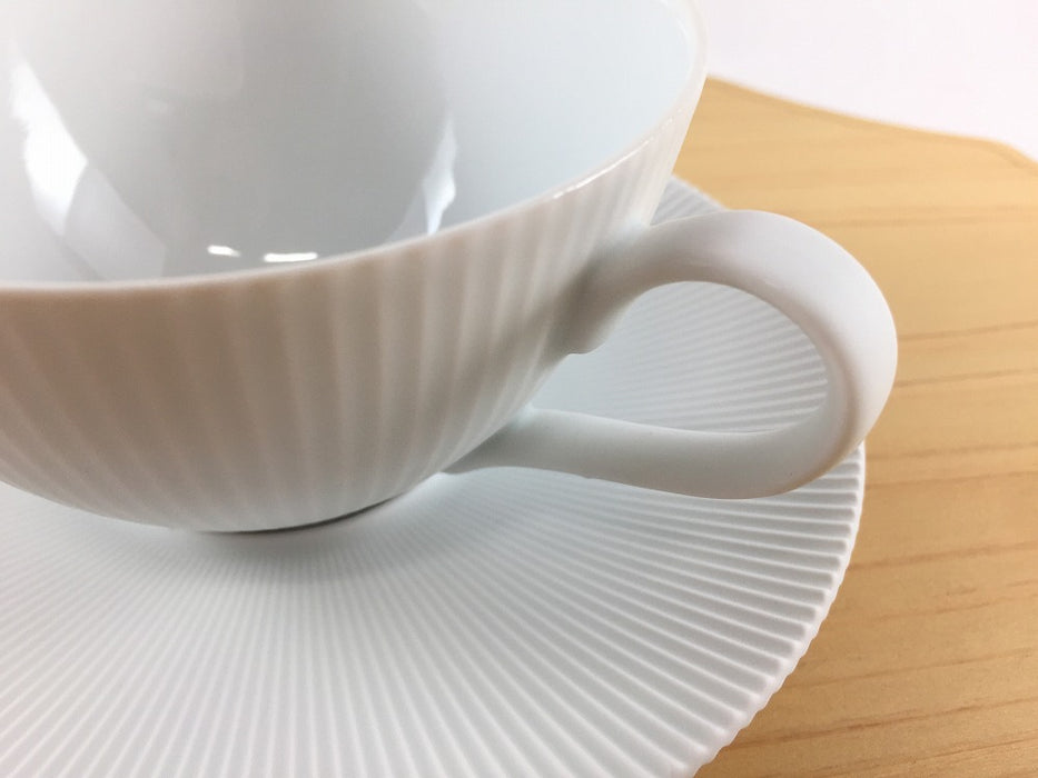 200cc鎬ティーCS(ソーサー15cm)　白磁ブラスト　有田焼　(j.R)