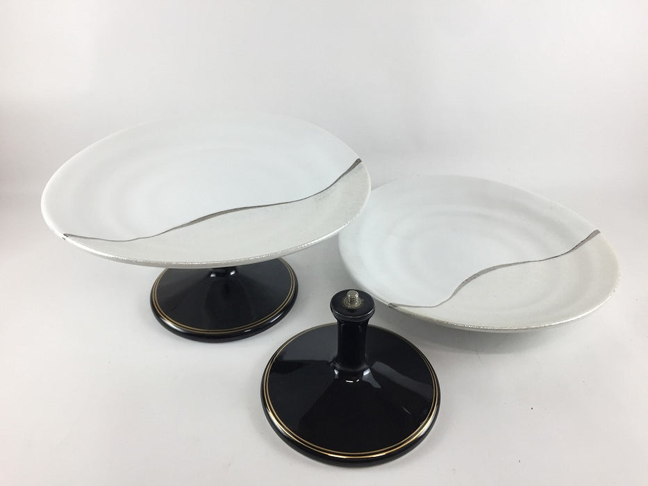 【SALE】ネジ18.5cm高皿.白光彩　有田焼(j.R)【訳あり】