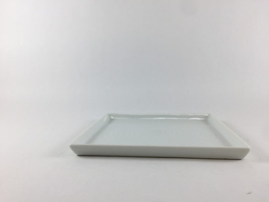 【SALE】135角皿　輪点彫(A/B)　白　13.5cm　波佐見焼【訳あり】