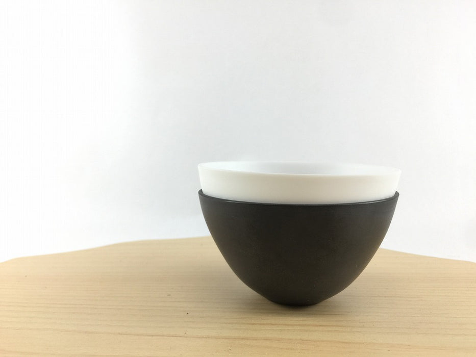 【SALE】95エッグシェルボウル　銀(白/黒)　9cm　有田焼【訳あり】