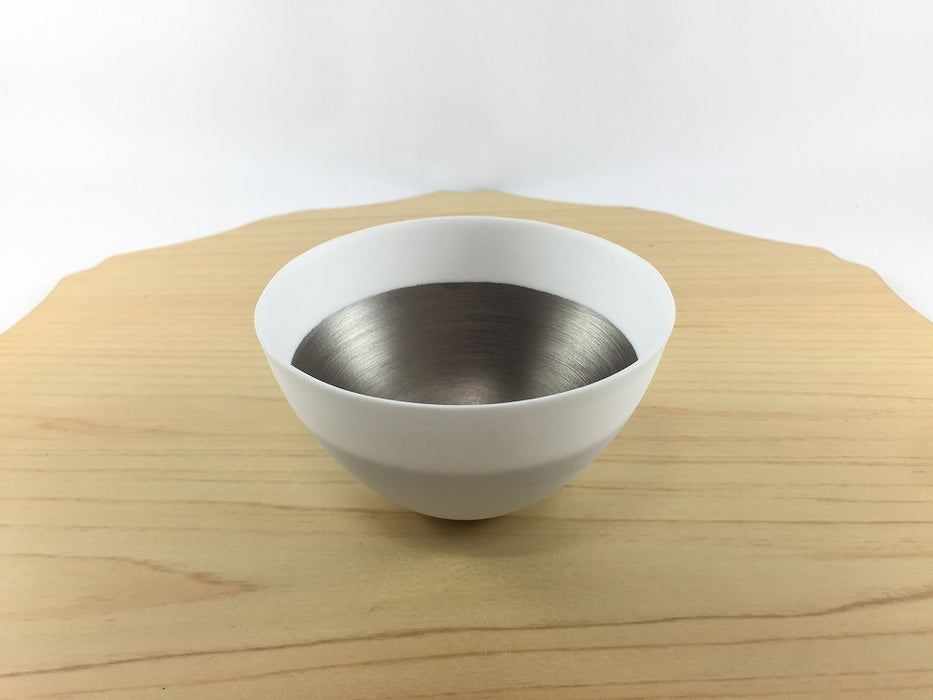 【SALE】95エッグシェルボウル　銀(白/黒)　9cm　有田焼【訳あり】