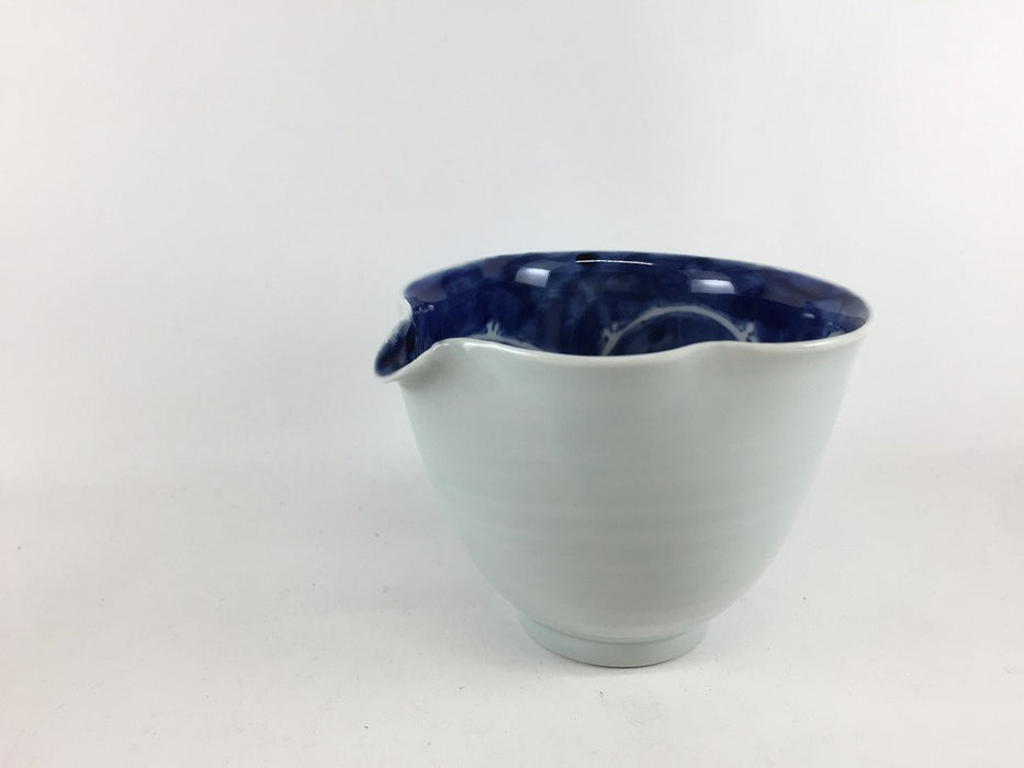 【SALE】手造片口酒器.内藍唐草　10cm(200cc)　有田焼(j.R)【訳あり】