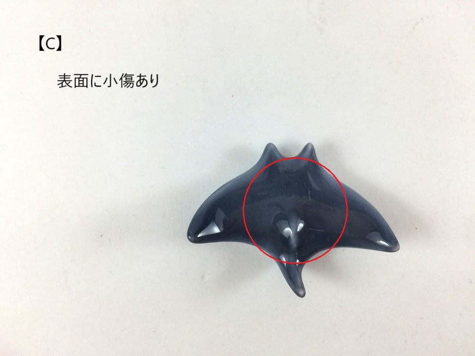 【SALE】箸置　グレー　白釉ペンギン/白磁マンタ　有田焼 【訳あり】