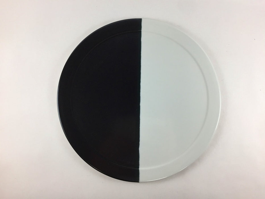 【SALE】26cmフラットプレート　ハーフマット黒　波佐見焼【訳あり】