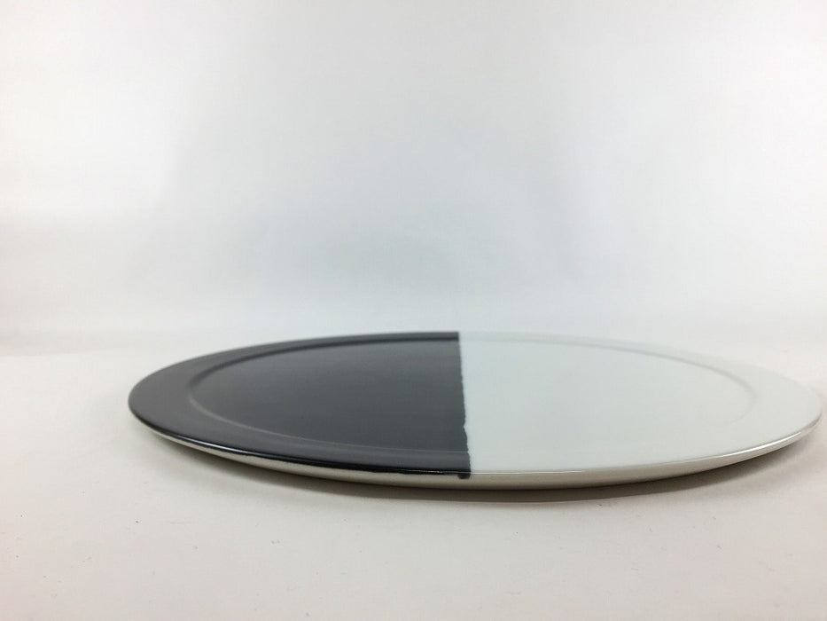 【SALE】26cmフラットプレート　ハーフマット黒　波佐見焼【訳あり】