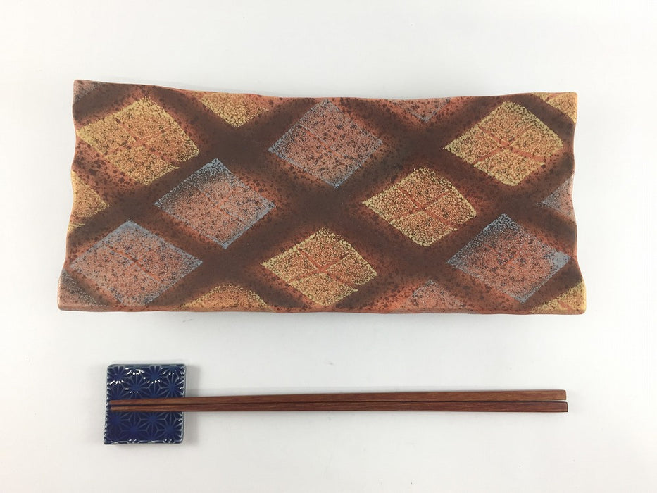 【SALE】255長弓皿　朱茶.金銀格子　25.5cm　有田焼【訳あり】