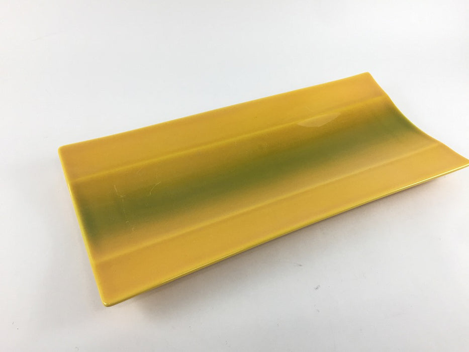 【SALE】リム長皿　黄.緑吹　26cm　有田焼【訳あり】