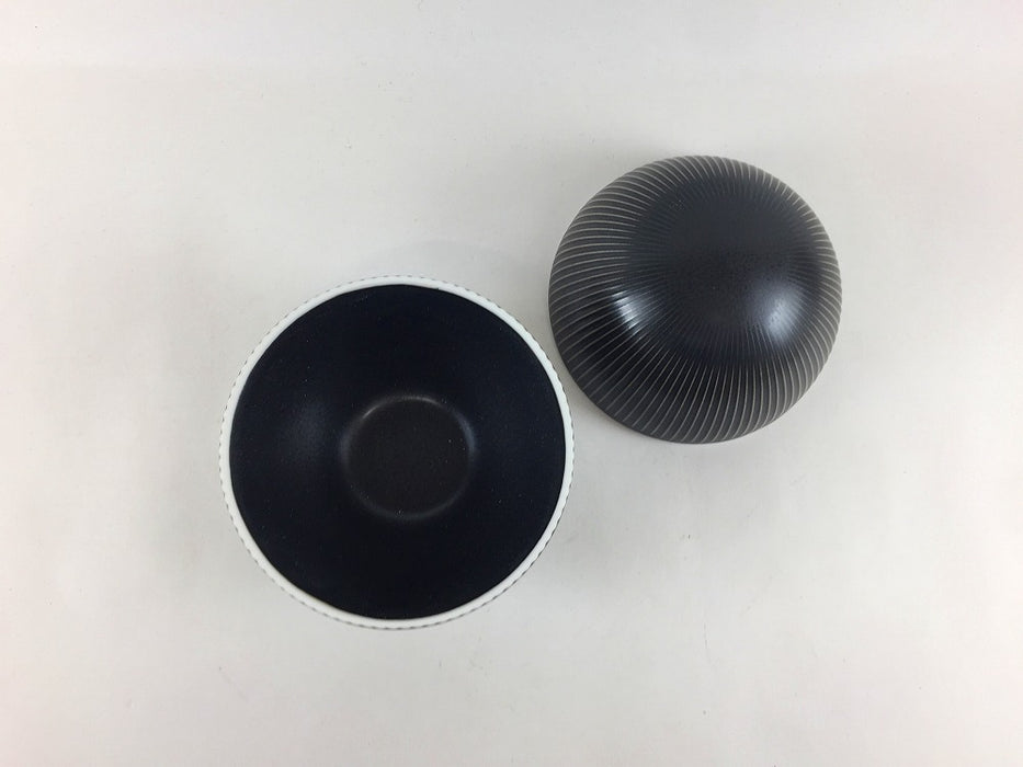 95鎬玉蓋物　黒マット　9cm　有田焼(j.R)