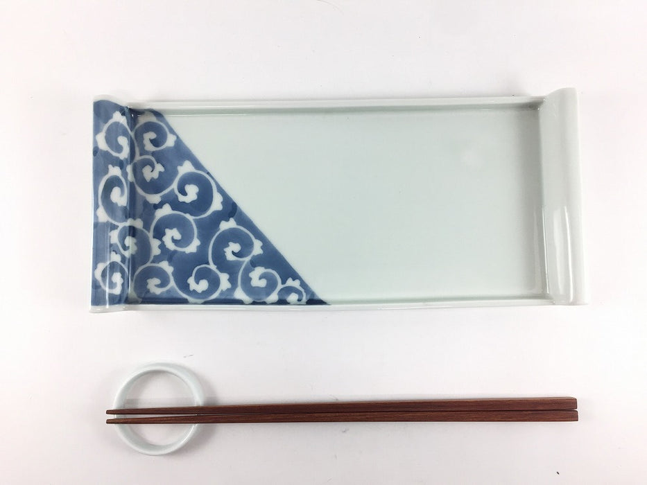 【SALE】染付唐草旧トレー　30cm　有田焼【訳あり】