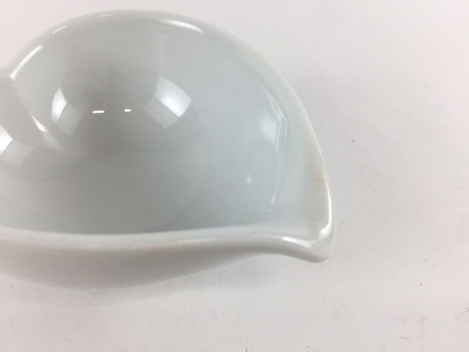 【SALE】白磁ハート小付　8.5cm　波佐見焼【訳あり】(j.R)