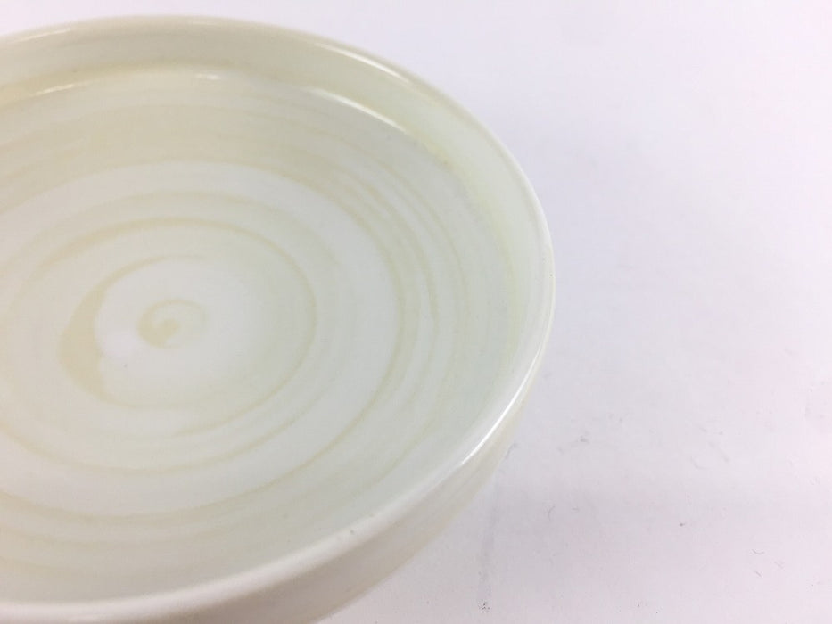 【SALE】アイボリーマット白刷毛　渕立小皿　9.5cm　有田焼【訳あり】(j.R)
