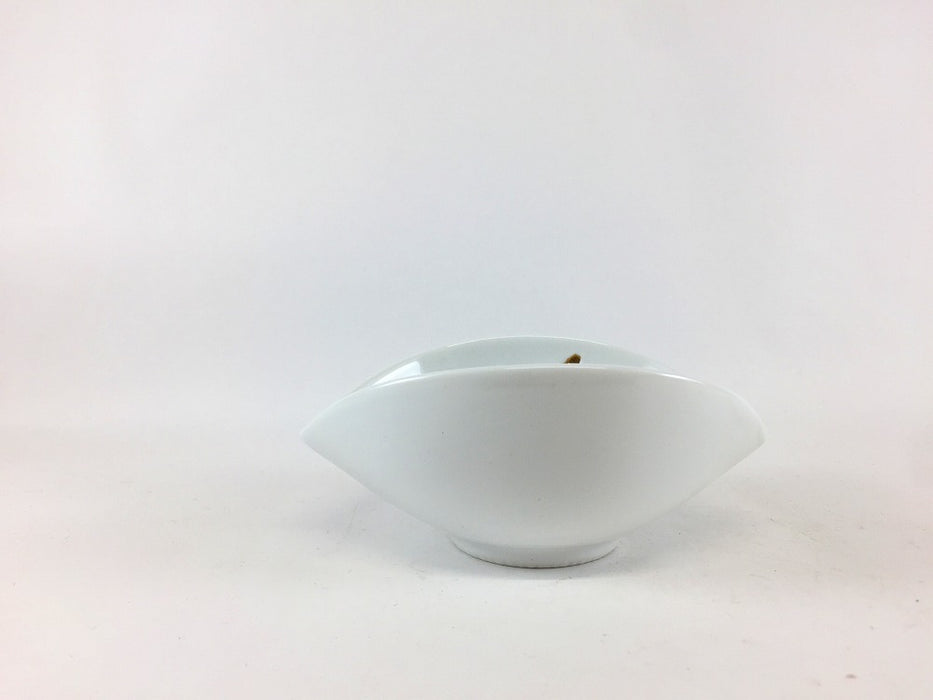 【SALE】乳白色釉金銀葉笠型小中付　11cm　有田焼【訳あり】